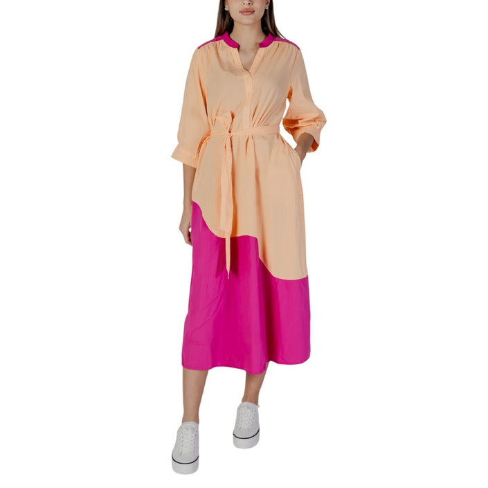 B.young Femme Robes